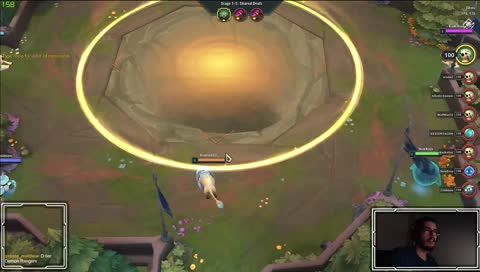 týpek jezdí na kruháči rovně