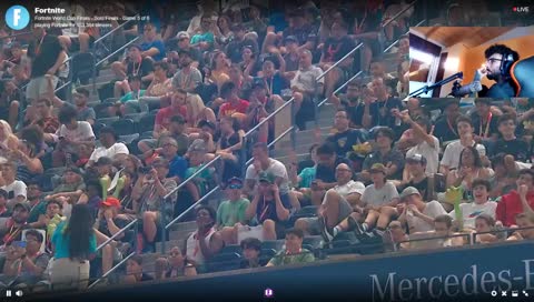 EL DE BLANCO SE PAJEA