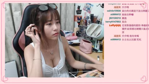 終於叫對了  謝嚕 每次都叫我露鳥  這樣很尷尬