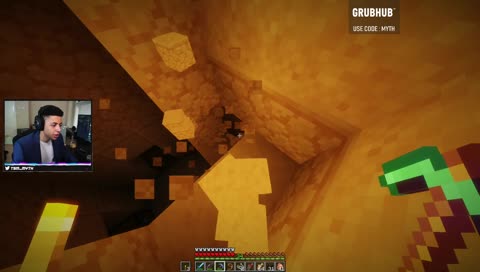 dont hit the grey thing