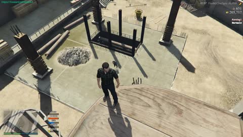 Samantha stavo cadendo.