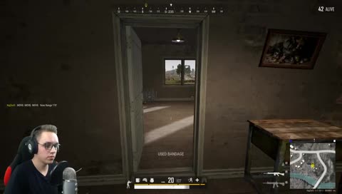 świrnięta tekstur a Pepega