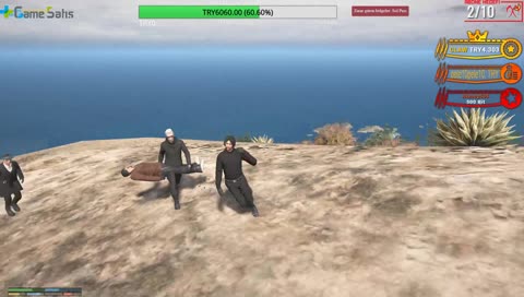 Düşmana gelince bambam birbirimize gelince dipçik :D