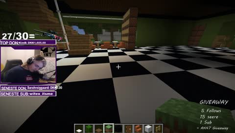 Loxys meower på SpinKnight