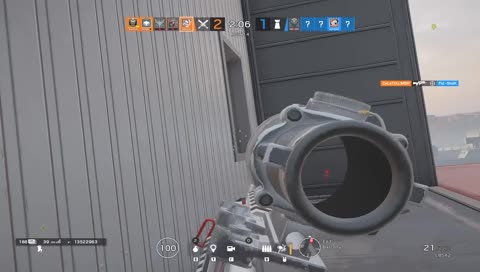 Chceš vidět tady ten Nade?