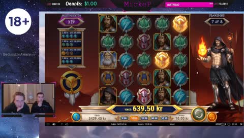 2 monkeys without eyes 