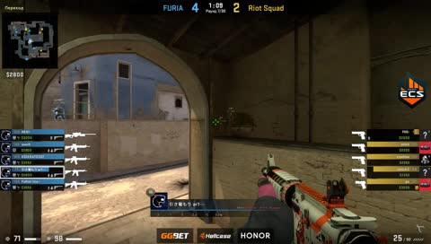 arT - 4 M4A4 kills (3 HS) on the Mid defense (initial frags - vs upgraded pistols)