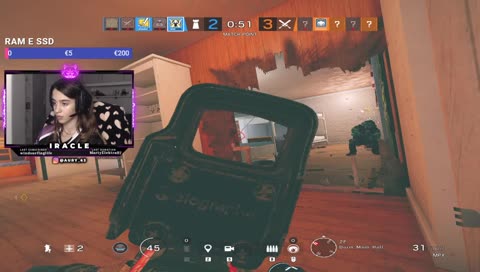 Il refrag non lo hanno ancora inventato, 100% streamsniper anche se entrano mirando dall'altra parte