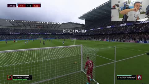 IL PORTIERE NON SI MUOVE