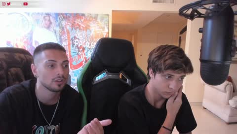 Co-Founder de la Coscu Army BOEEEEEEEE