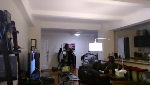 Kicking a freeloader out PogChamp