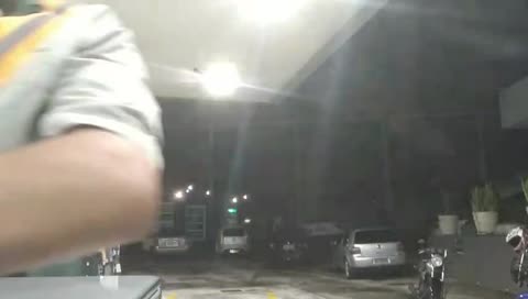 Mironga pegando traveco