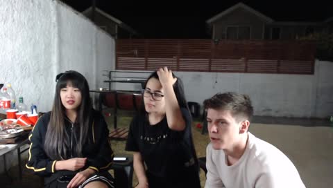 la celosa JAJJAJAJAJAJAJAJJAJAJAJAJA