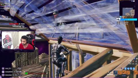 شيكو على فمه وضحكه شونق هههههههههههههههههههههههههههههههه