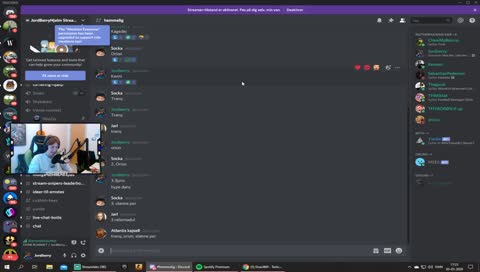 KENNET AHHAHAAHHAAHAHHA