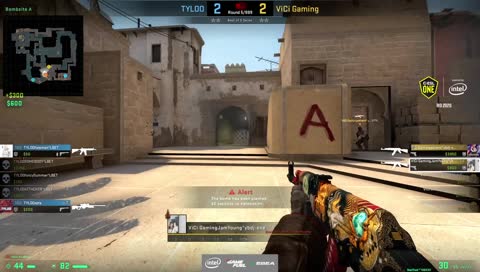 Jam hold para permitir explosão da c4 | draft5.gg