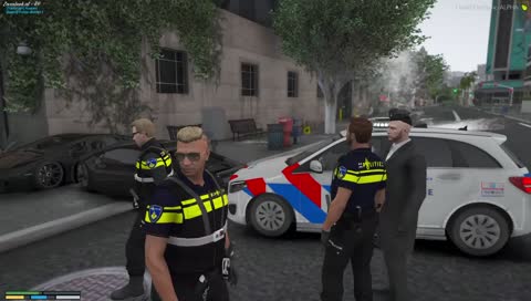 Arne wordt lijp omdat hij wordt opgepakt