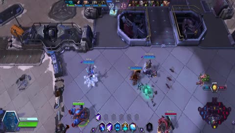 Koko tiimi kommunikaatio pielessä