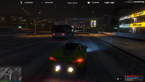 Alors Lewis ? On pose des trucs ? :P