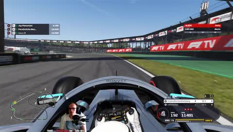 auf jeden Fall mit 2 Reifen drin xD