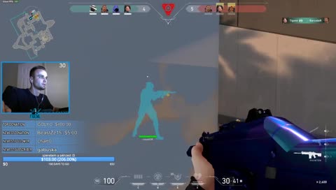 még élőben is vakult