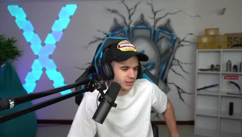 Staxx siendo hosteado