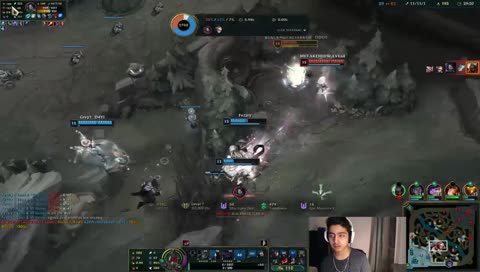 Fezzry drifting in summoners rift xd