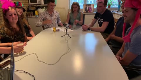 De eerste!