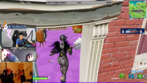 han er født gammel men bliver yngre og yngre