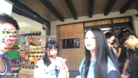 凱拉回眸一吻 香香der~