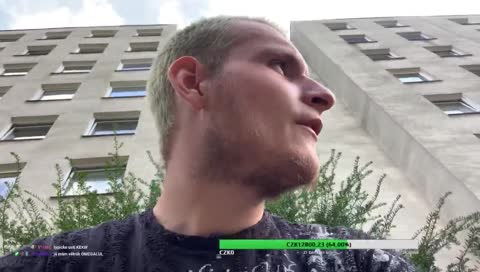 Opat dělá reklamu na klimatizaci