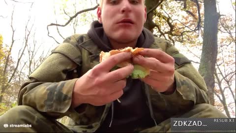 zlobr žere burger
