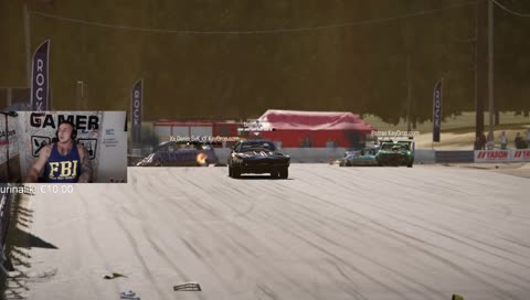 Trtkal slona a chobot mu prstoval riť :D