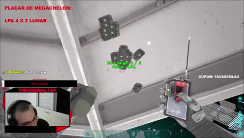 olhando a C4 na cliff