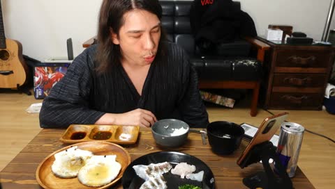 カトスタ使うやつは語彙力の無い人たち by蛇足 - Twitch カトスタ使うやつは語彙力の無い人たち by蛇足 - Twitch