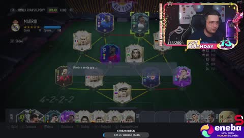 MICHU WALI POD BIURKIEM SZAMPANA