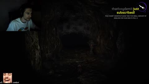 xQc jumps before the jumpscare