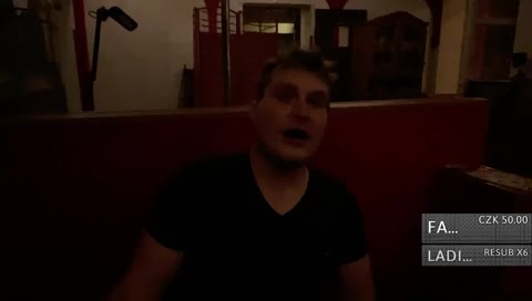 Zlobr hrotí Inda :D 