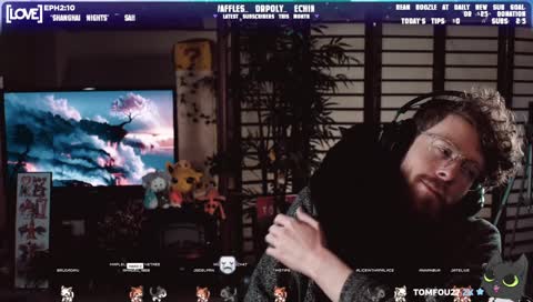 Phoenix being cuddly <3