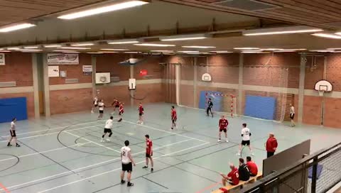 Leon macht das Skorpion