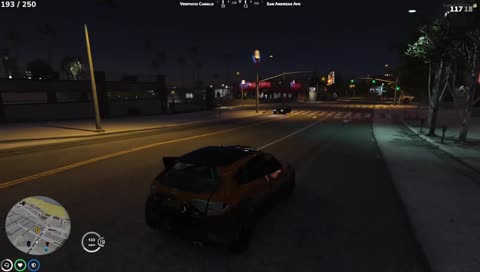 Rodisen polisleri pazara gönderiyor.