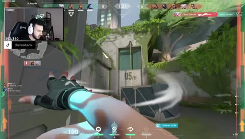 derrek knife disrespect