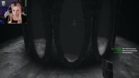 ACILARA YÜRÜYOR KORKMUYORUM ♥