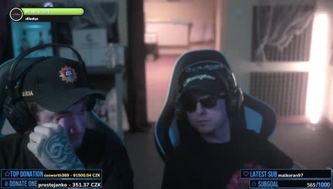 ty u tho sedíš?
