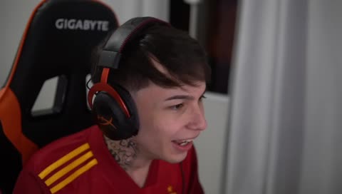 Brunão mandando rap pro taspio kkkkkkk