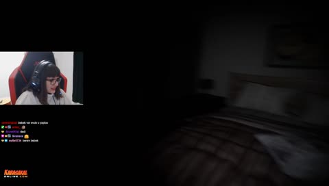 BOYUNDAN TUTULAN KEDİ ASPJKDIOĞQWJEIOQJWROWQJRIQWJMRIPWQRPWQ