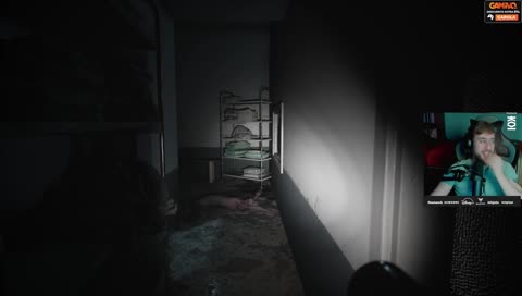 El Timing de mover la cámara + el sonido de fondo del juego OMG