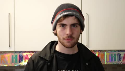 MAKING MYSTERY MILKSHAKES GEORGE & QUACKITY