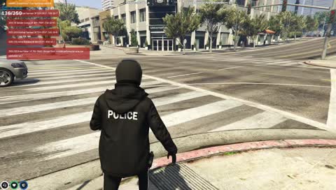 Bu kadın rol yapıyor?