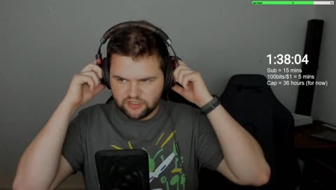 Australian streamer finds a friend while streaming